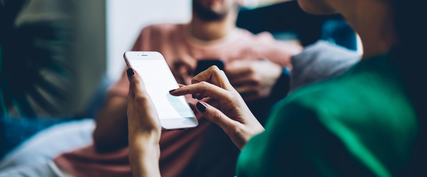 Female-mobile-screen